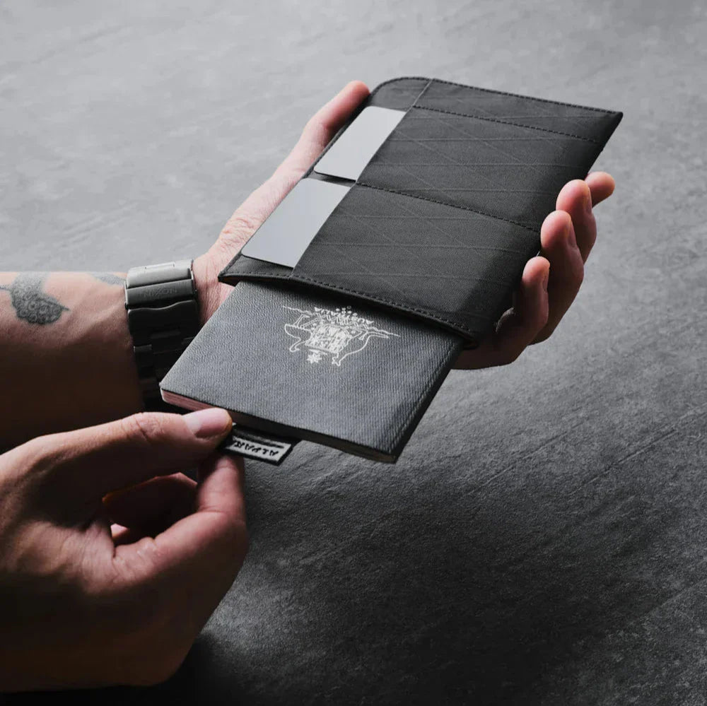 Alpaka ARK Passport Sleeve