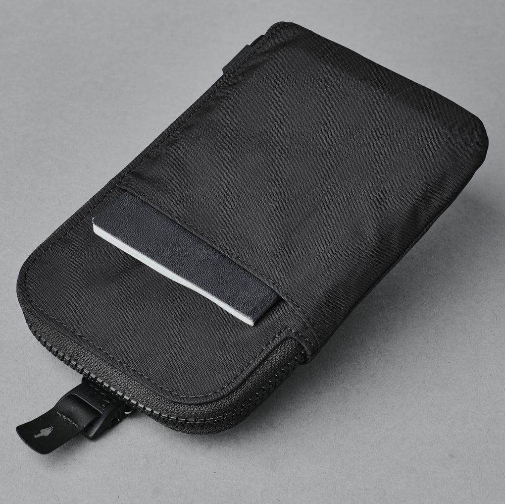 Alpaka Zip Travel Wallet