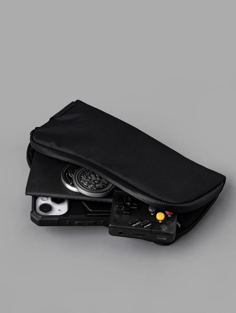 Alpaka Flight Pouch