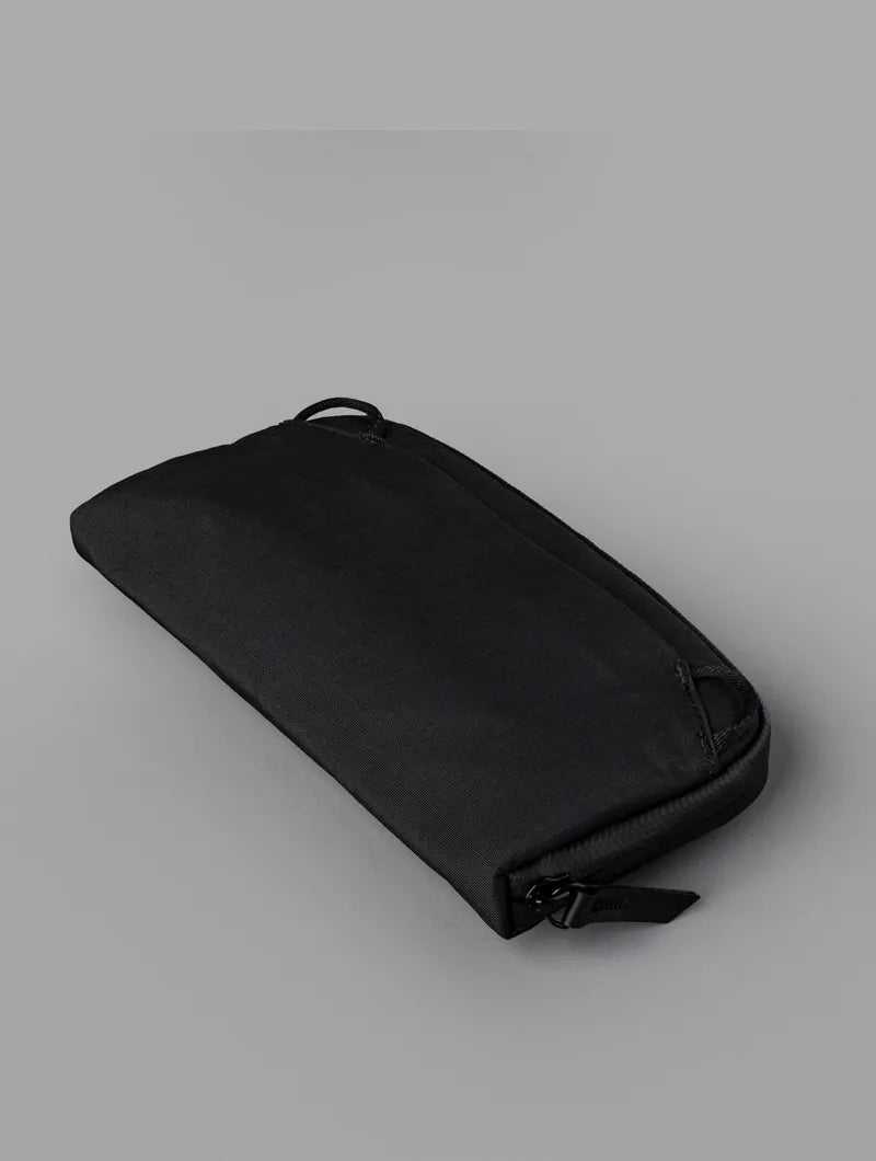 Alpaka Flight Pouch