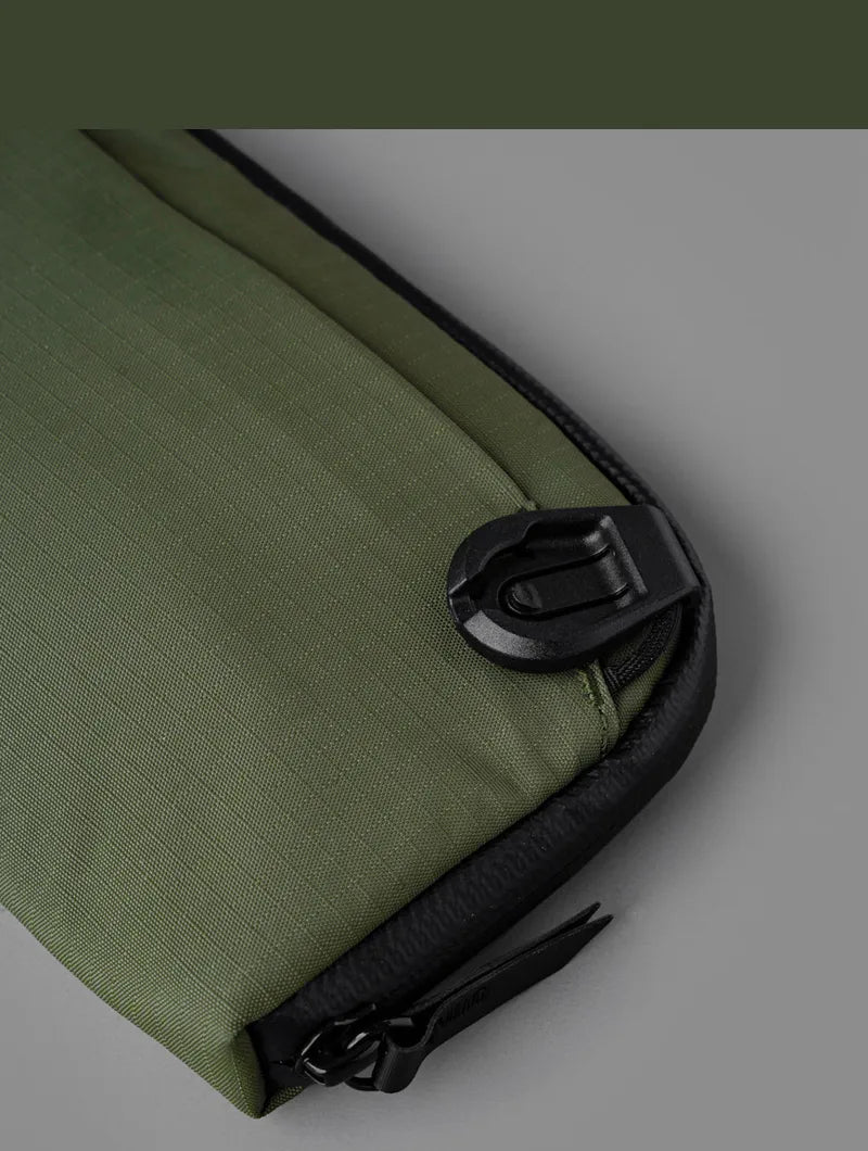 Alpaka Flight Pouch