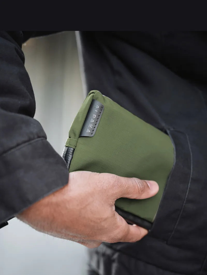 Alpaka Flight Pouch