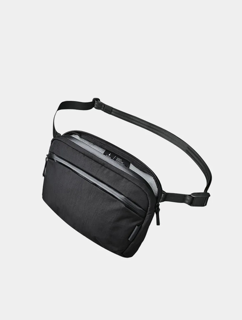 Alpaka Flight Sling 2L