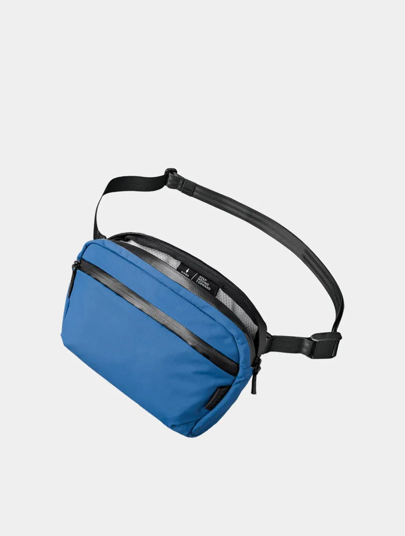 Alpaka Flight Sling 2L