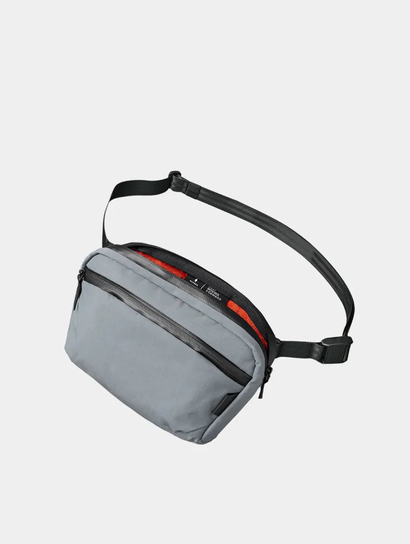 Alpaka Flight Sling 2L