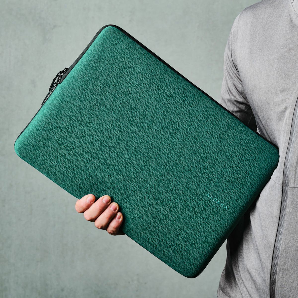 Alpaka Slim Laptop Sleeve 16