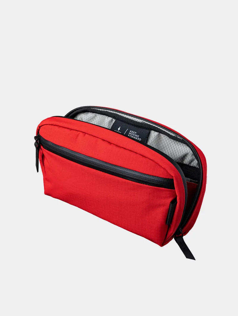 Alpaka Toiletry Bag