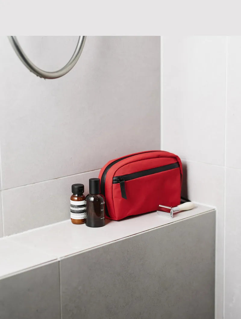 Alpaka Toiletry Bag