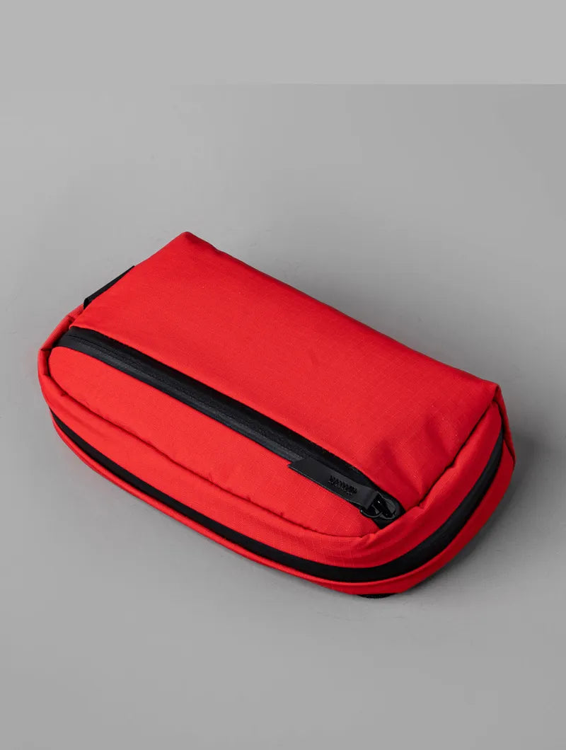 Alpaka Toiletry Bag