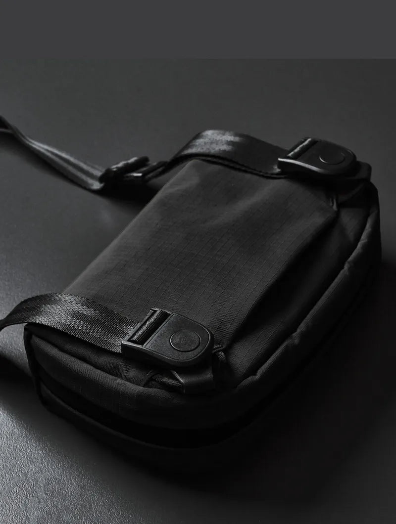 Alpaka Toiletry Bag