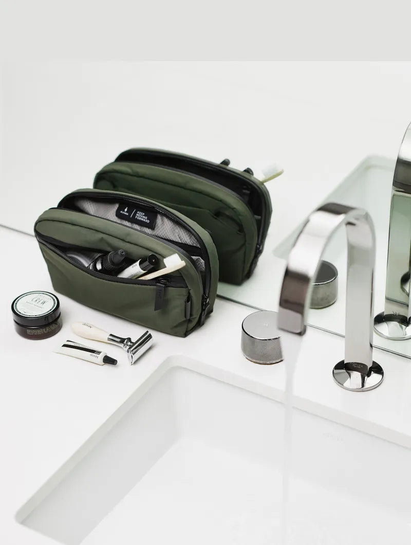 Alpaka Toiletry Bag