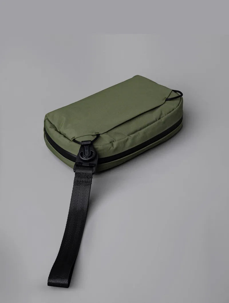 Alpaka Toiletry Bag