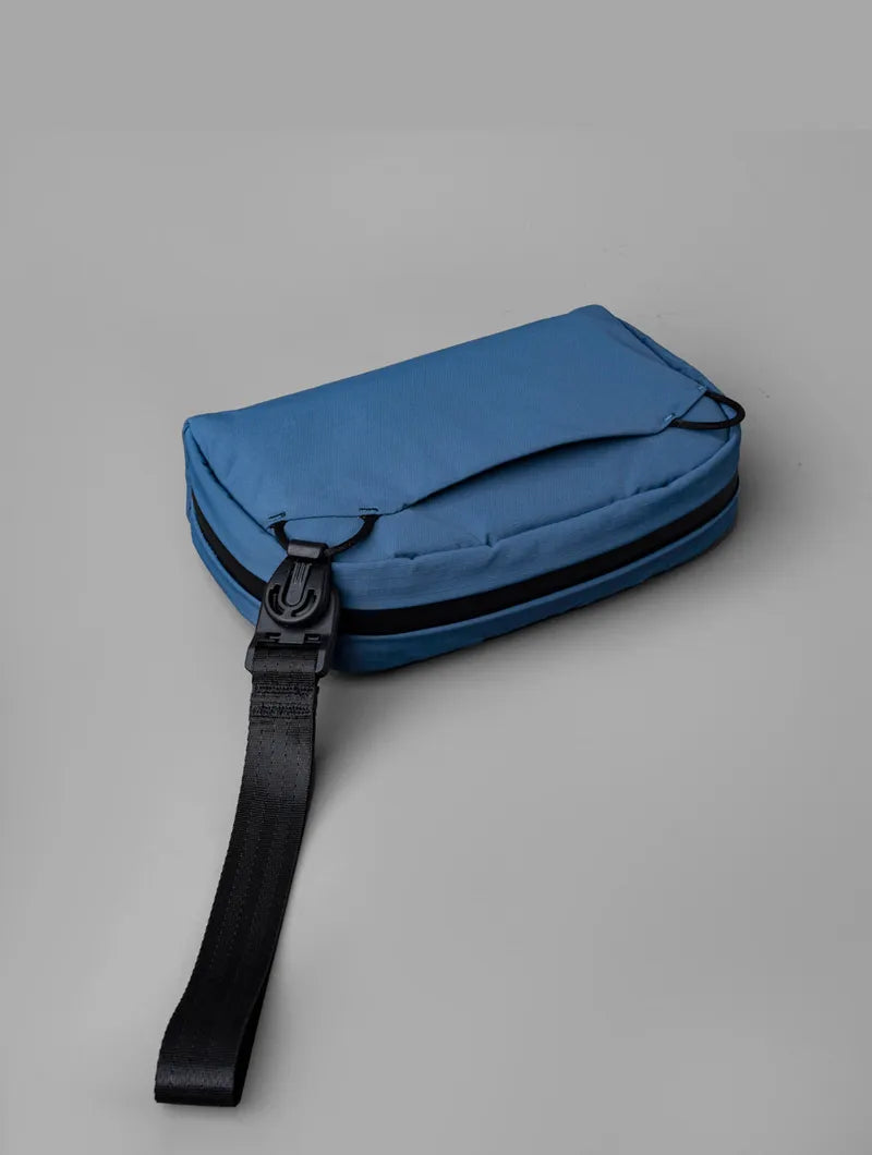 Alpaka Toiletry Bag