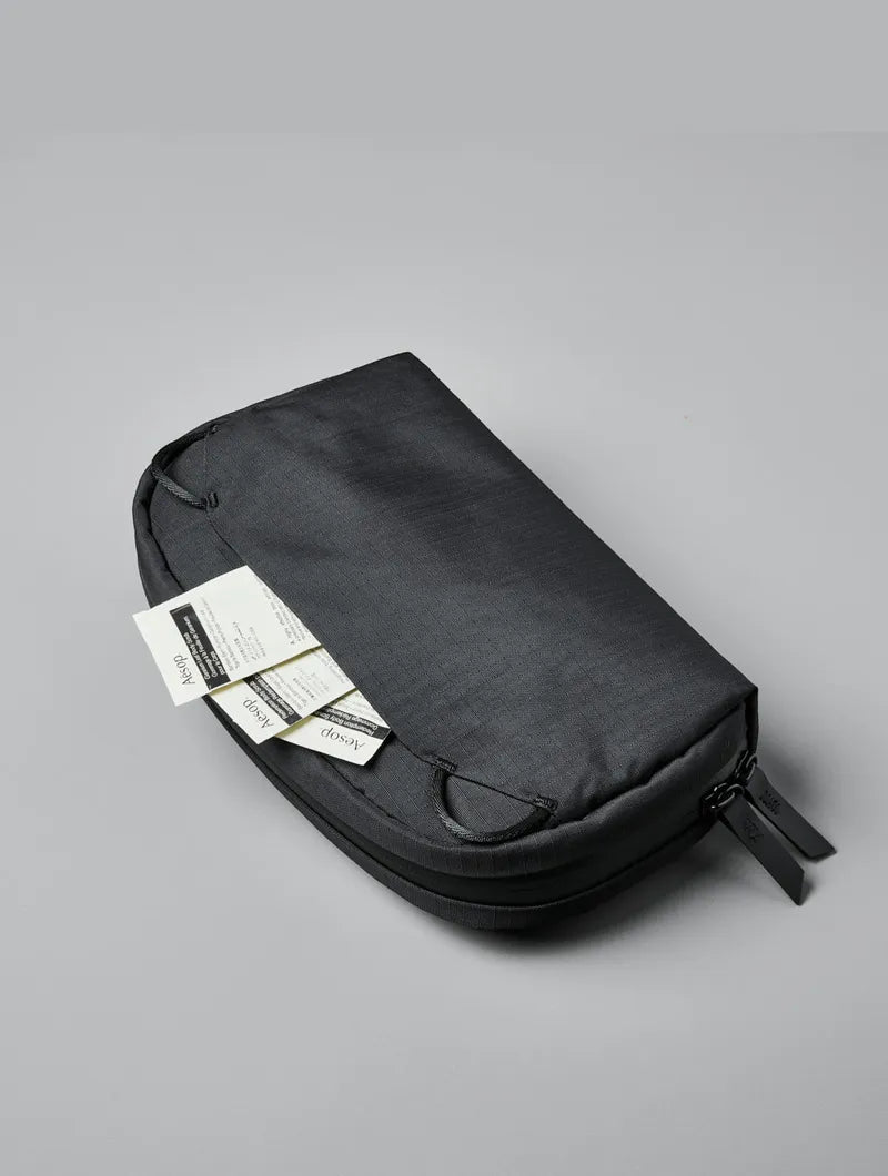 Alpaka Toiletry Bag