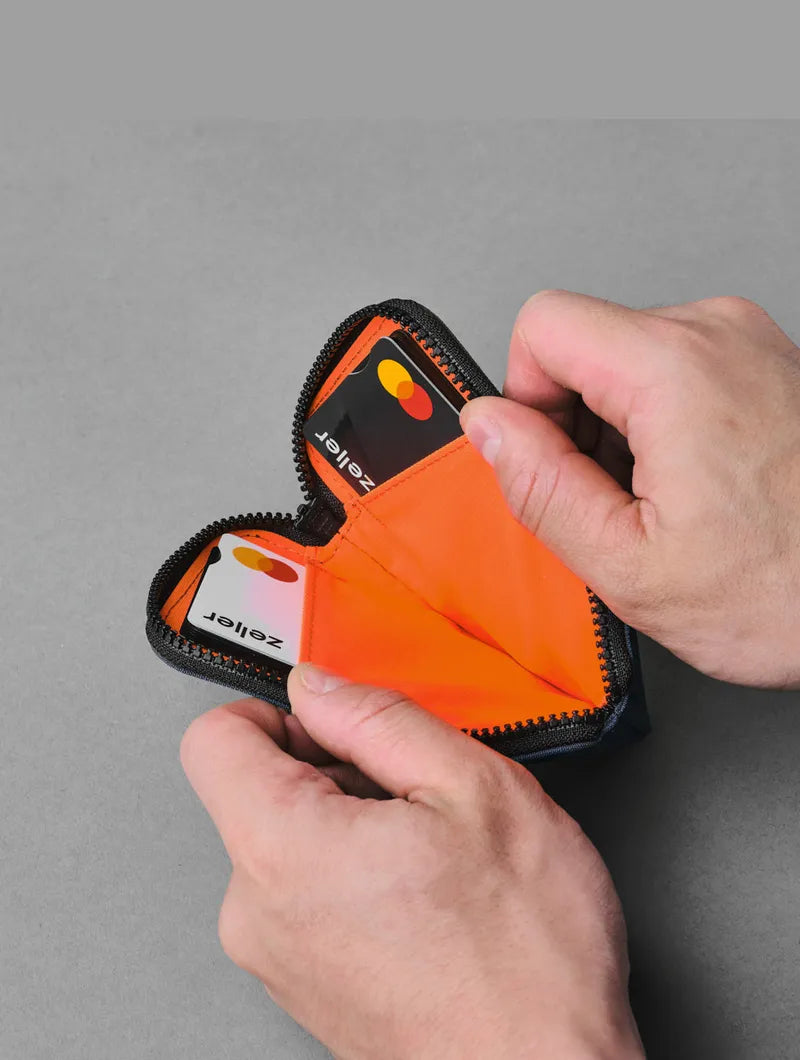 Alpaka Zip Card Pouch