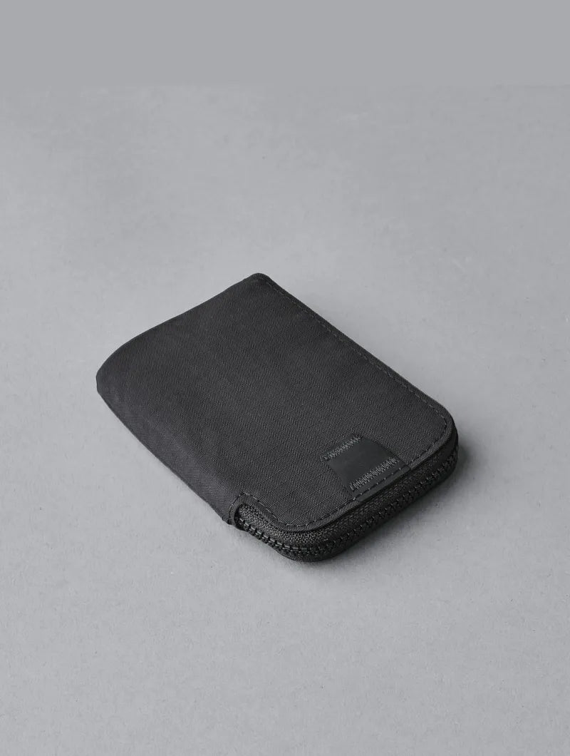 Alpaka Zip Card Pouch