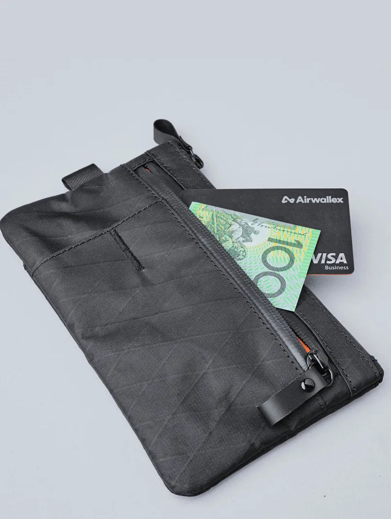 Alpaka Zip Clutch