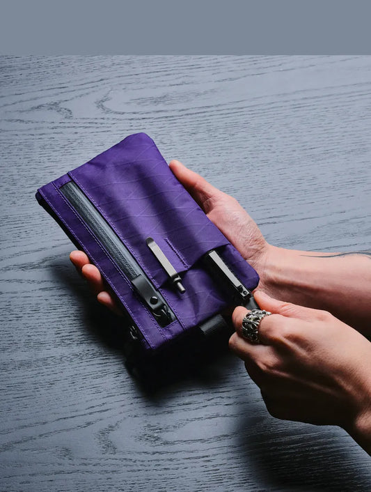 Alpaka Zip Clutch - Vivid