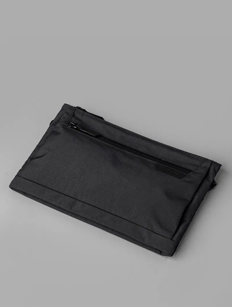 Alpaka Zip Pouch Max V2