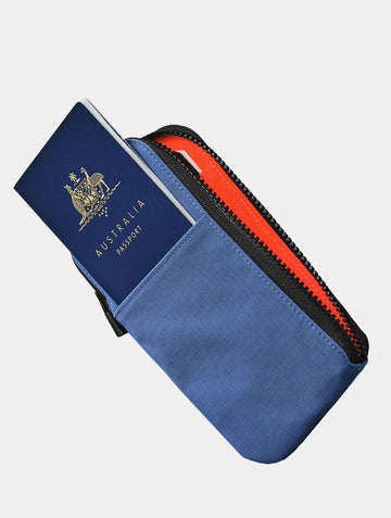 Alpaka Zip Travel Wallet