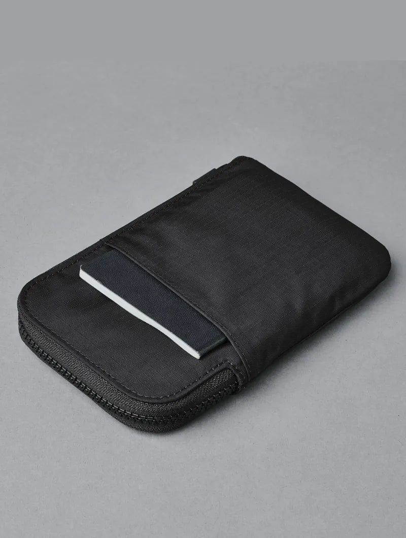 Alpaka Zip Travel Wallet