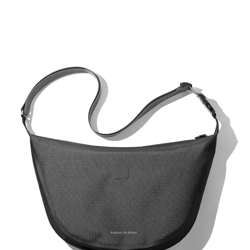 Bitplay AquaSeal Shoulder Bag  9L (Dark Black)