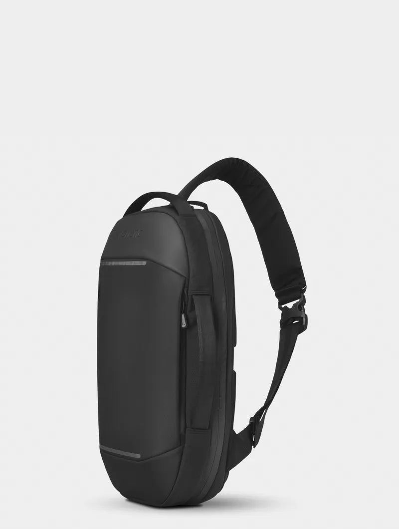 Nomatic Navigator Sling 10L