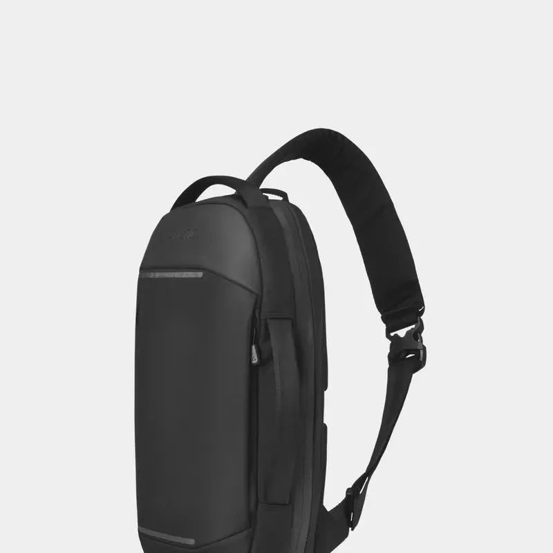 Nomatic Navigator Sling 10L