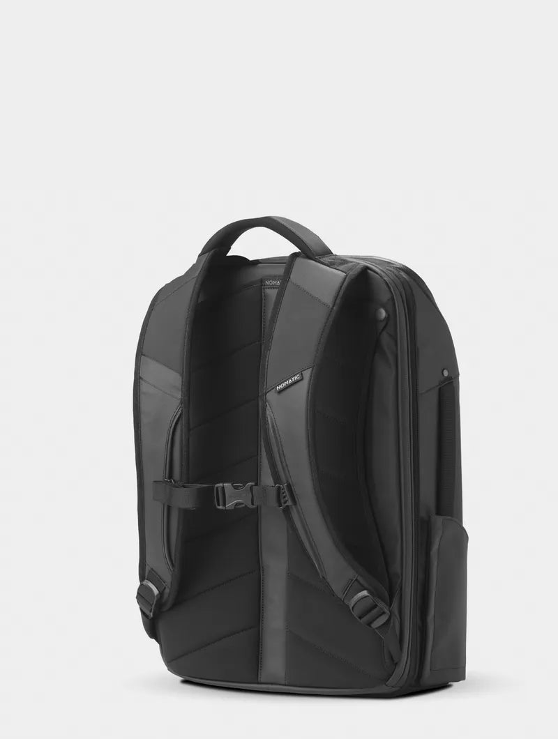 Nomatic Travel Pack