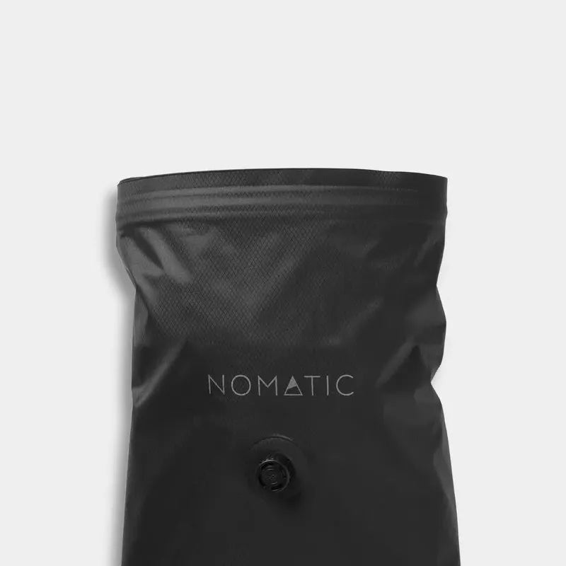 Nomatic Vacuum Bag 2.0