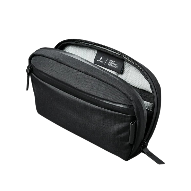 Alpaka Toiletry Bag