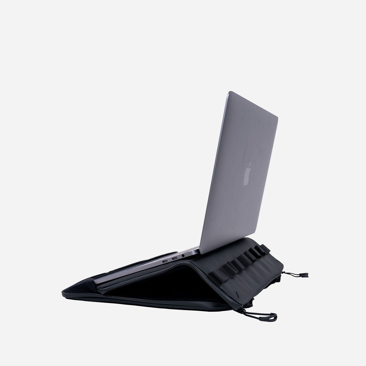 Wandrd Laptop Case 13" - Black