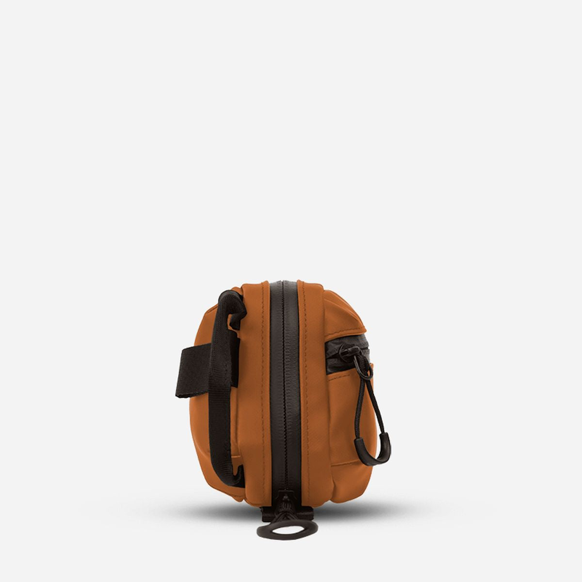 Wandrd Tech Bag Medium  - Sedona Orange